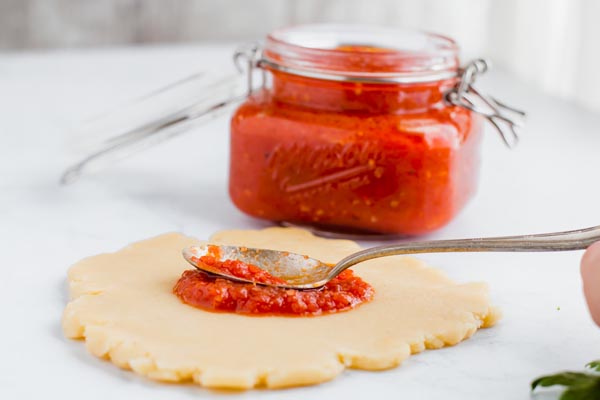 The Ultimate Keto Pizza Sauce – Sugar Free Londoner