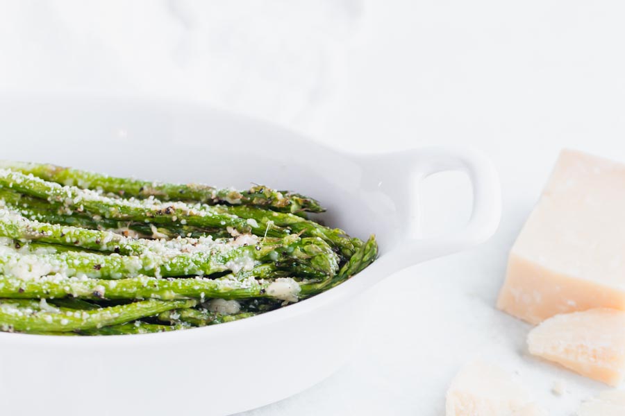 keto side dish of asparagus