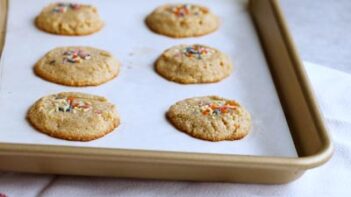 Baked cookies on a baking sheet.