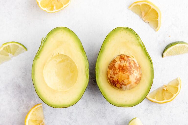 4 Easy Ways to Freeze Avocados