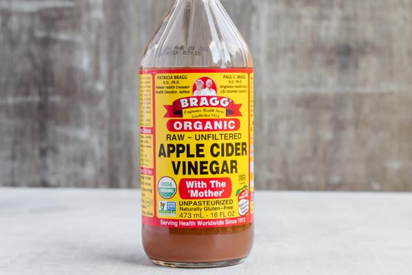 bottle of apple cider vinegar