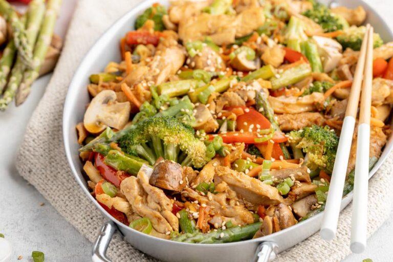 Easy Chicken Stir Fry (I could eat everyday)