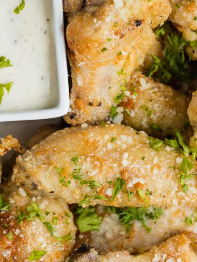 Crispy Keto Garlic Parmesan Wings AirFryer or Oven Baked Ketofocus