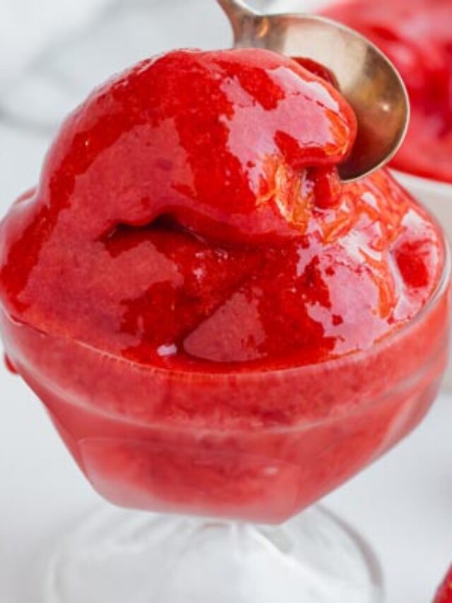 How to Make Keto Strawberry Sorbet Ketofocus