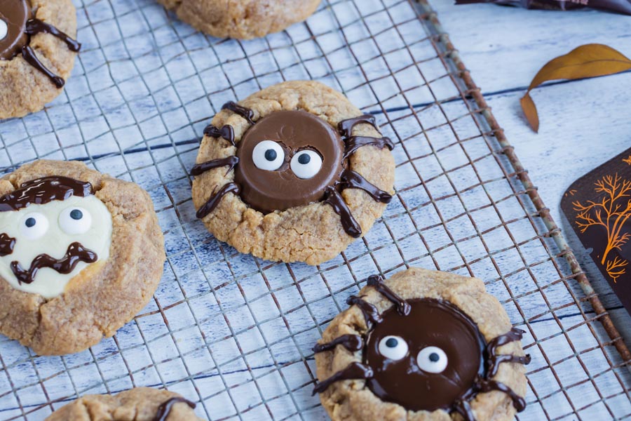 spider cookies with a peanut butter cup inside