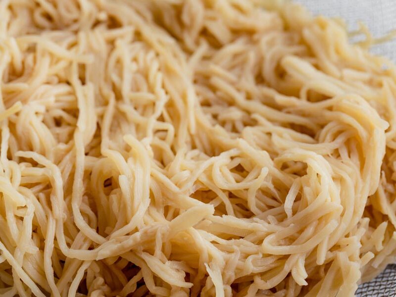 close up of hearts of palm noodles showing how much they resemble real noodles