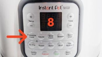 instant pot with an 8 on the timmer