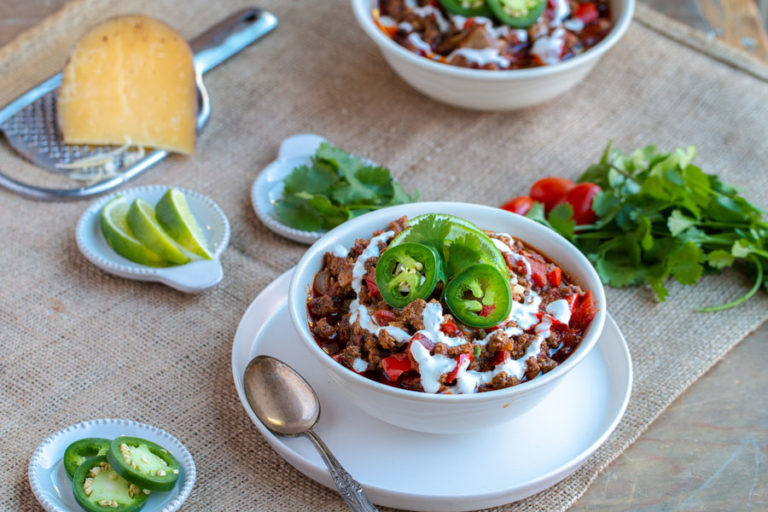 Easy Keto Chili Recipe Thick, Filling, Low Carb Ketofocus