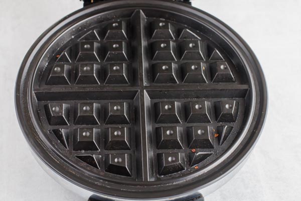 belgian waffle maker