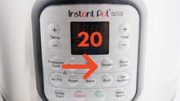 face of an instant pot with a red arrow pointing to the steam button and a 20 in the minutes area