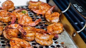 grill shrimp on the bbq