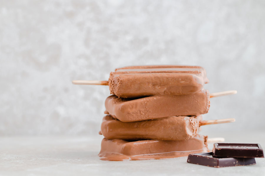 keto fudgesicle with chocolate