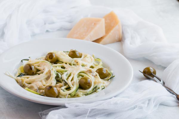 Keto Garlic and Olive Pasta Alfredo Recipe - Ketofocus