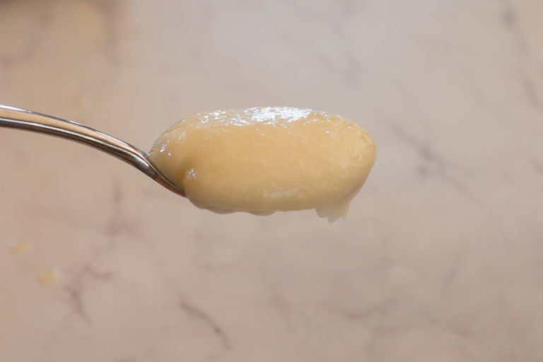 Keto Garlic Sauce aka Lebanese Toum Ketofocus
