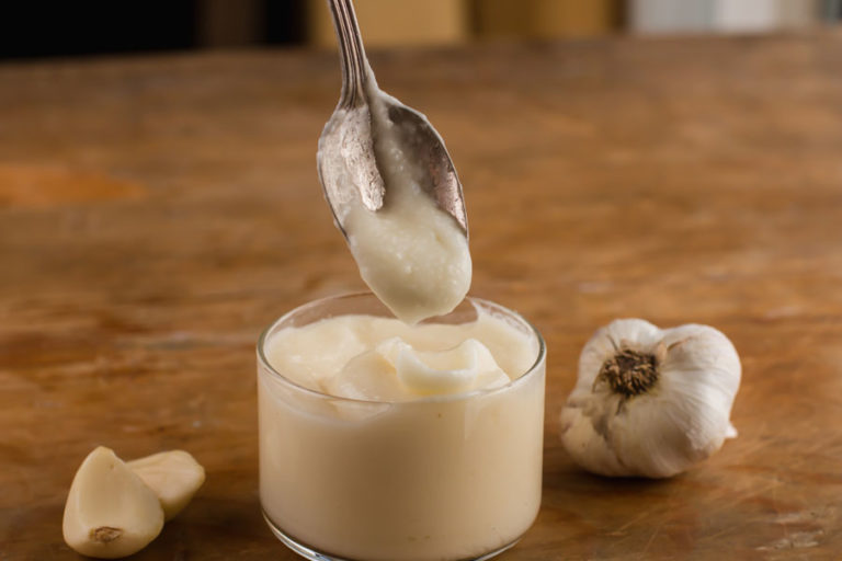 Keto Garlic Sauce aka Lebanese Toum Ketofocus