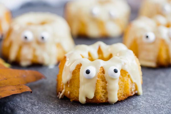 white chocolate drizzled down mini bundt cakes with eyes