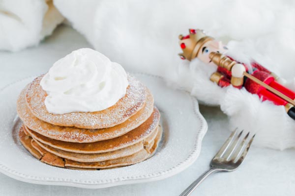 low carb gingerbread pancakes with whipped cream