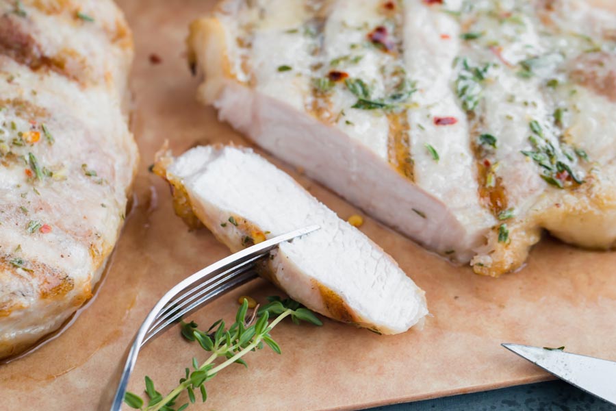 perfectly cooked pork chop cuts that are juicy
