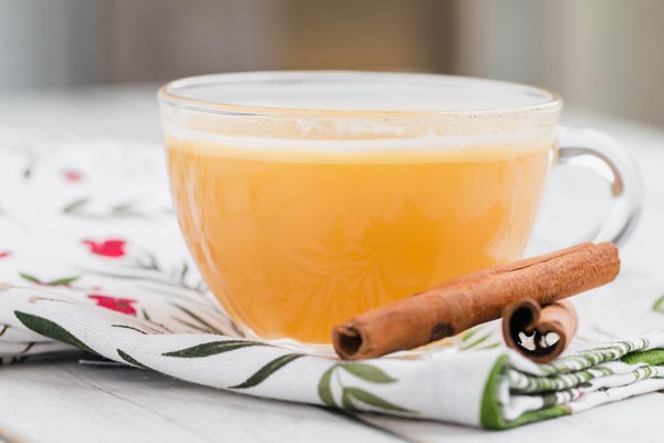 glass of low carb hot buttered rum