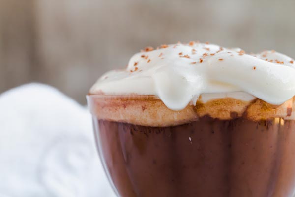 Low-carb hot chocolate