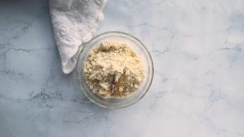 dry ingredients in a small bowl