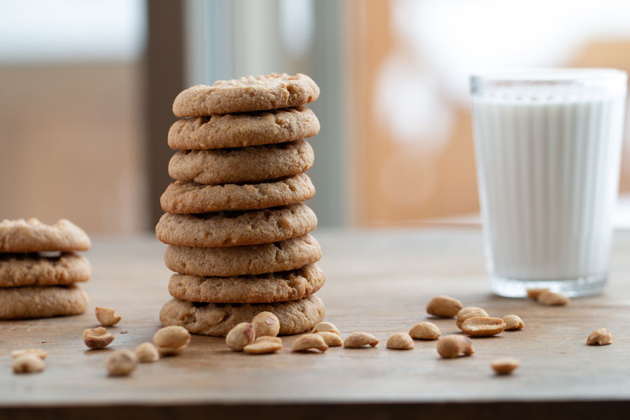 keto chewy peanut butter cookies and milk