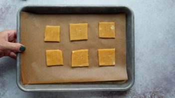 a tray with graham crackers on it