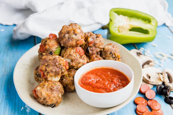 pizza meatballs with bell pepper and mushrooms