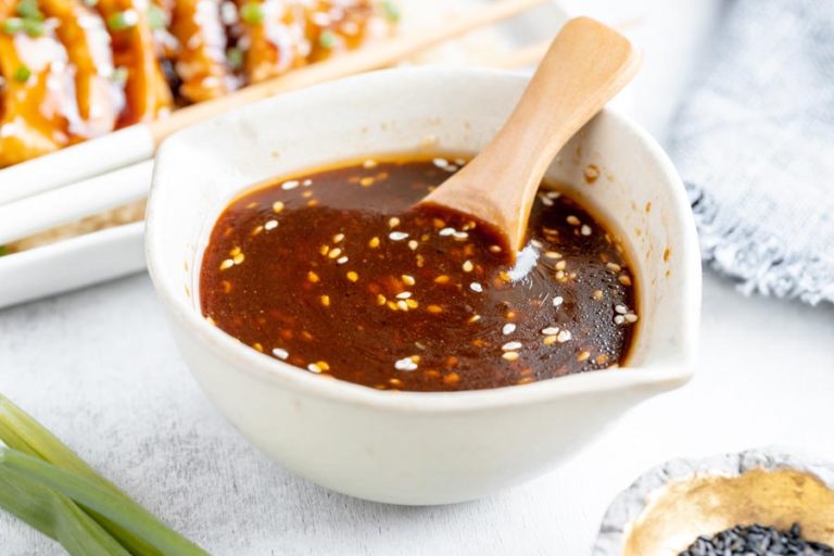 Keto Teriyaki Sauce (only 1.8 g carbs!)