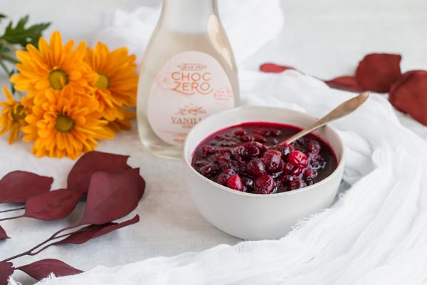 keto vanilla cranberries with vanilla choczero